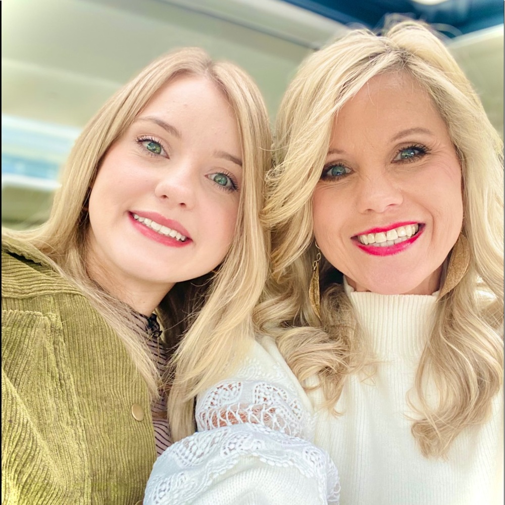 Meet your Posher, Candy